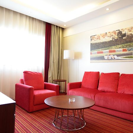 Holiday Inn Express Shanghai New Hongqiao, An Ihg Hotel Exterior photo
