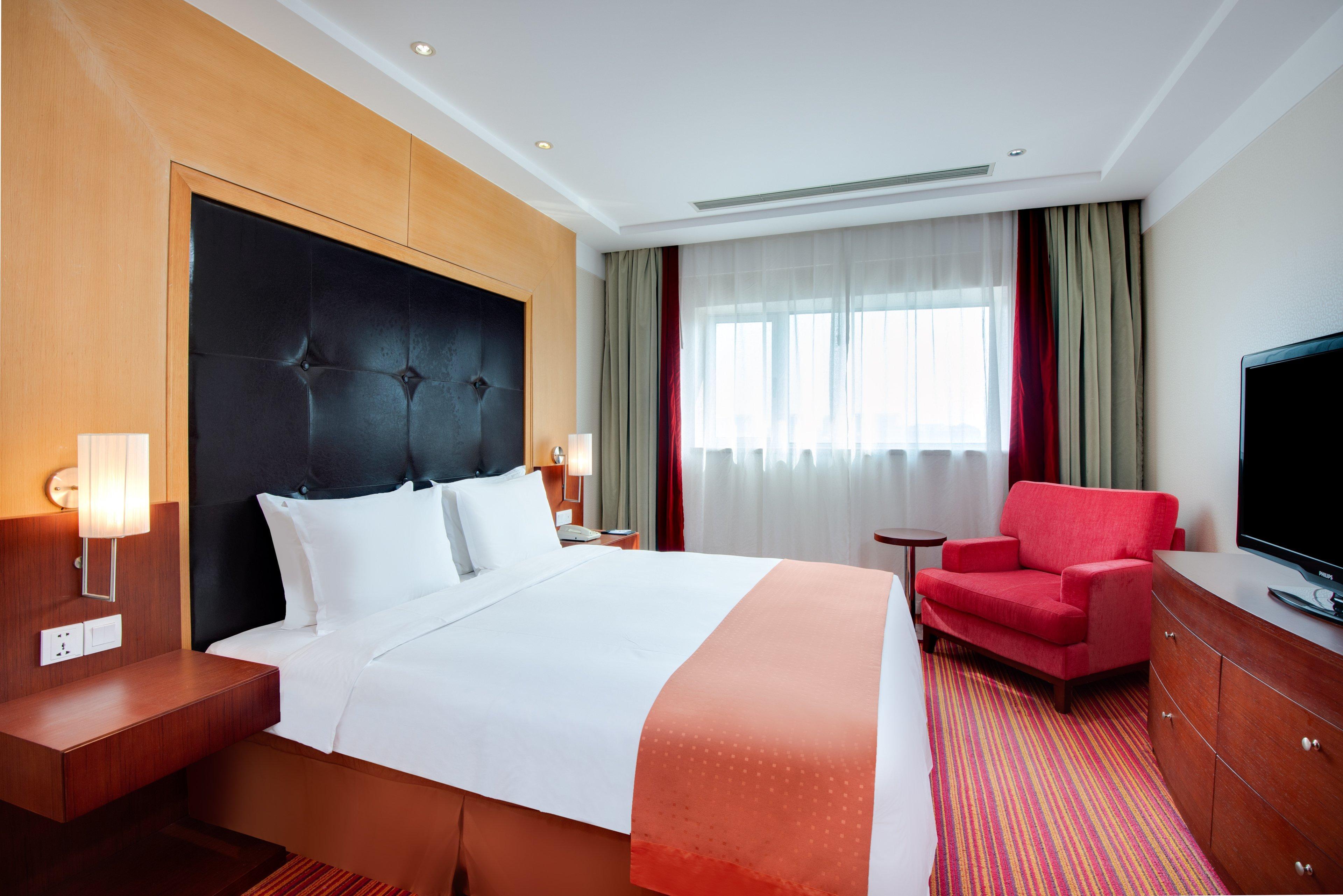 Holiday Inn Express Shanghai New Hongqiao, An Ihg Hotel Exterior photo